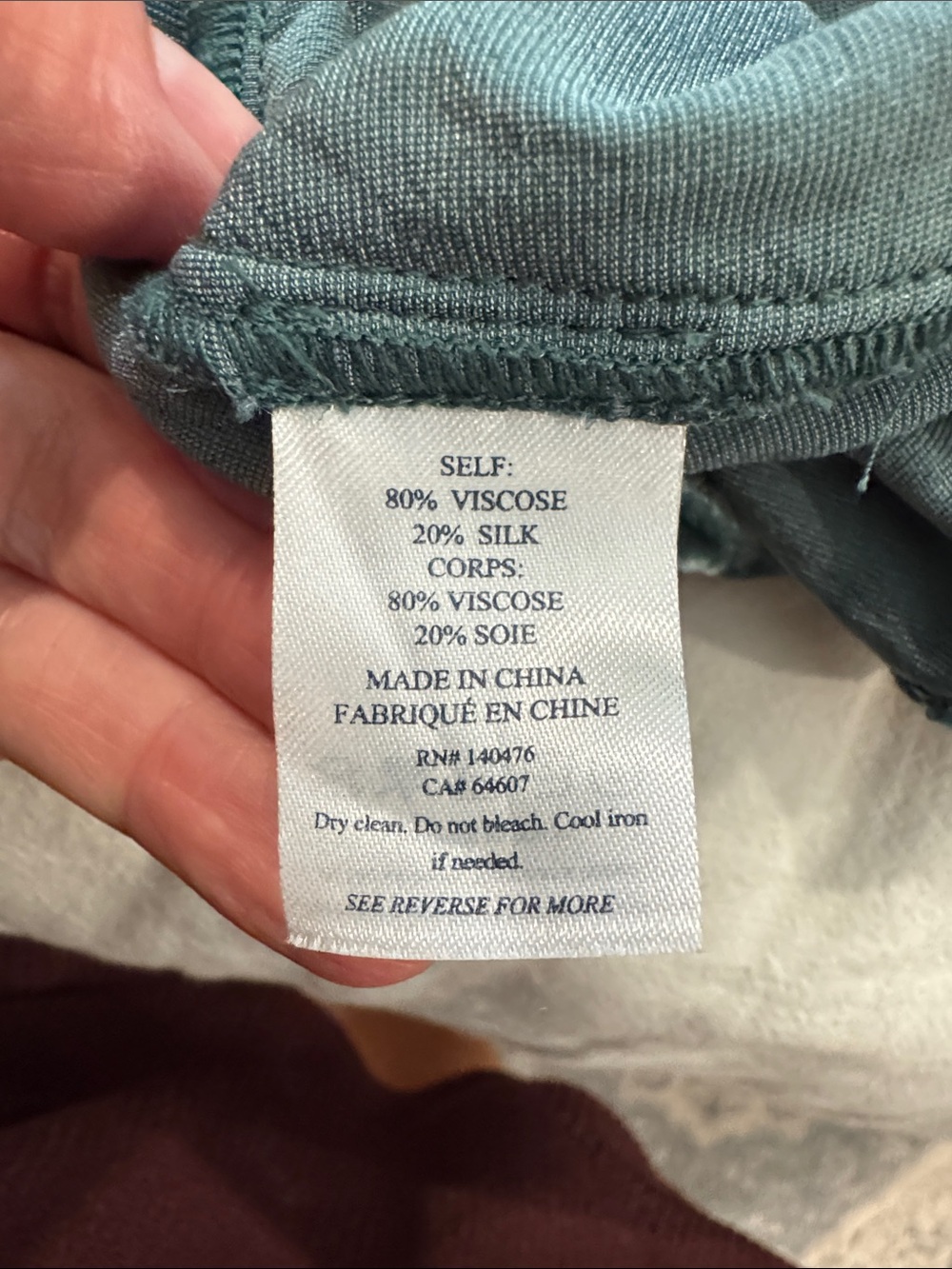 Faherty Women's Vintage Silk Velvet Genevieve Shirt (size medium) - Picture 5 of 5